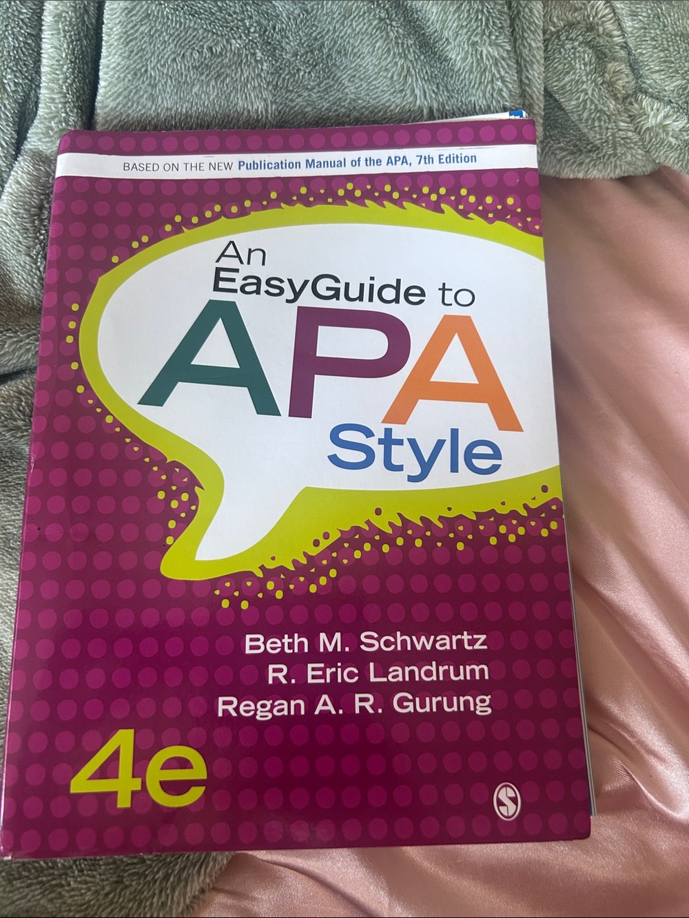 An EasyGuide to APA Style 4e - Purple Cover